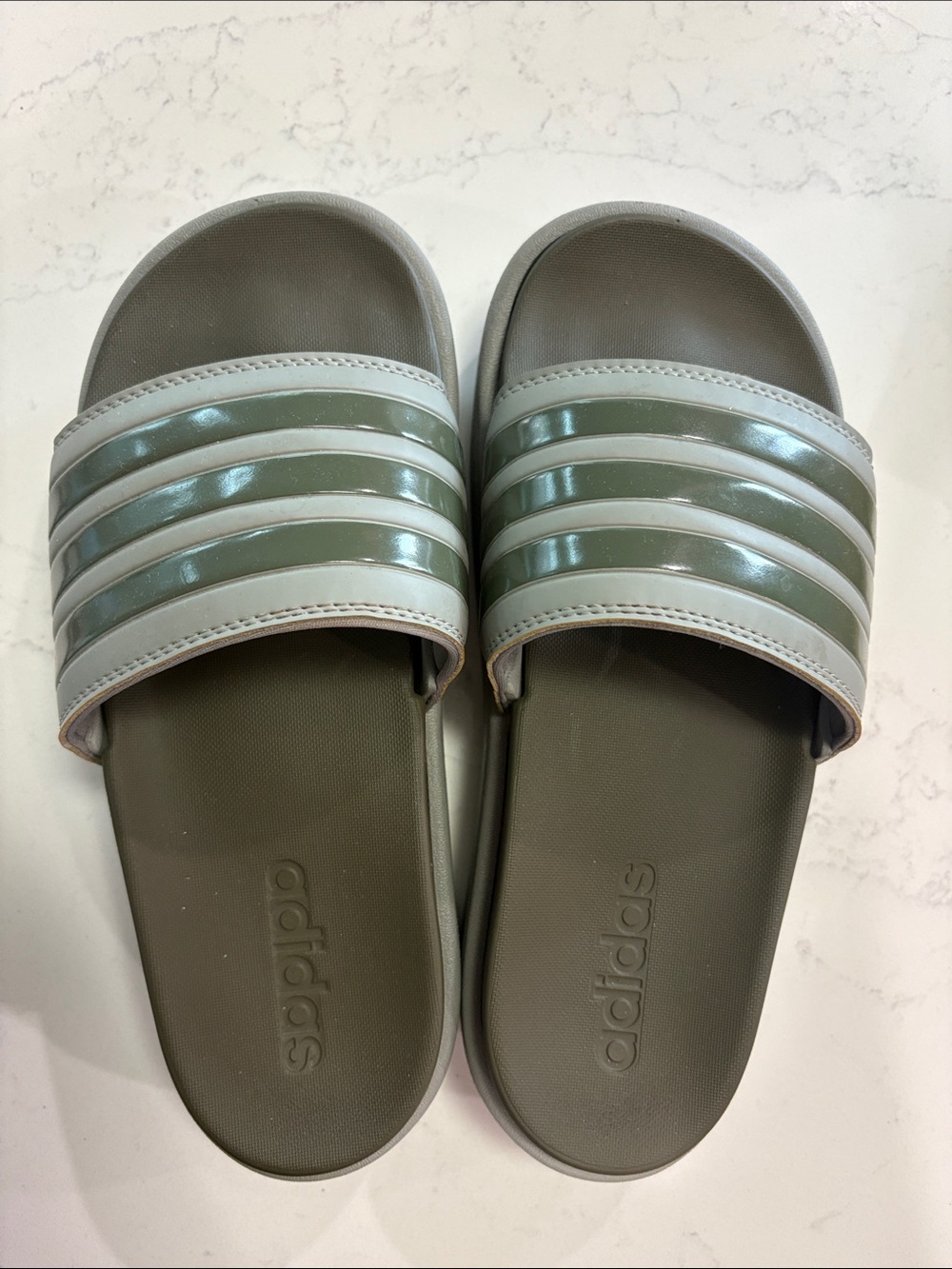 adidas Adilette platform slide - silver pebble/ olive